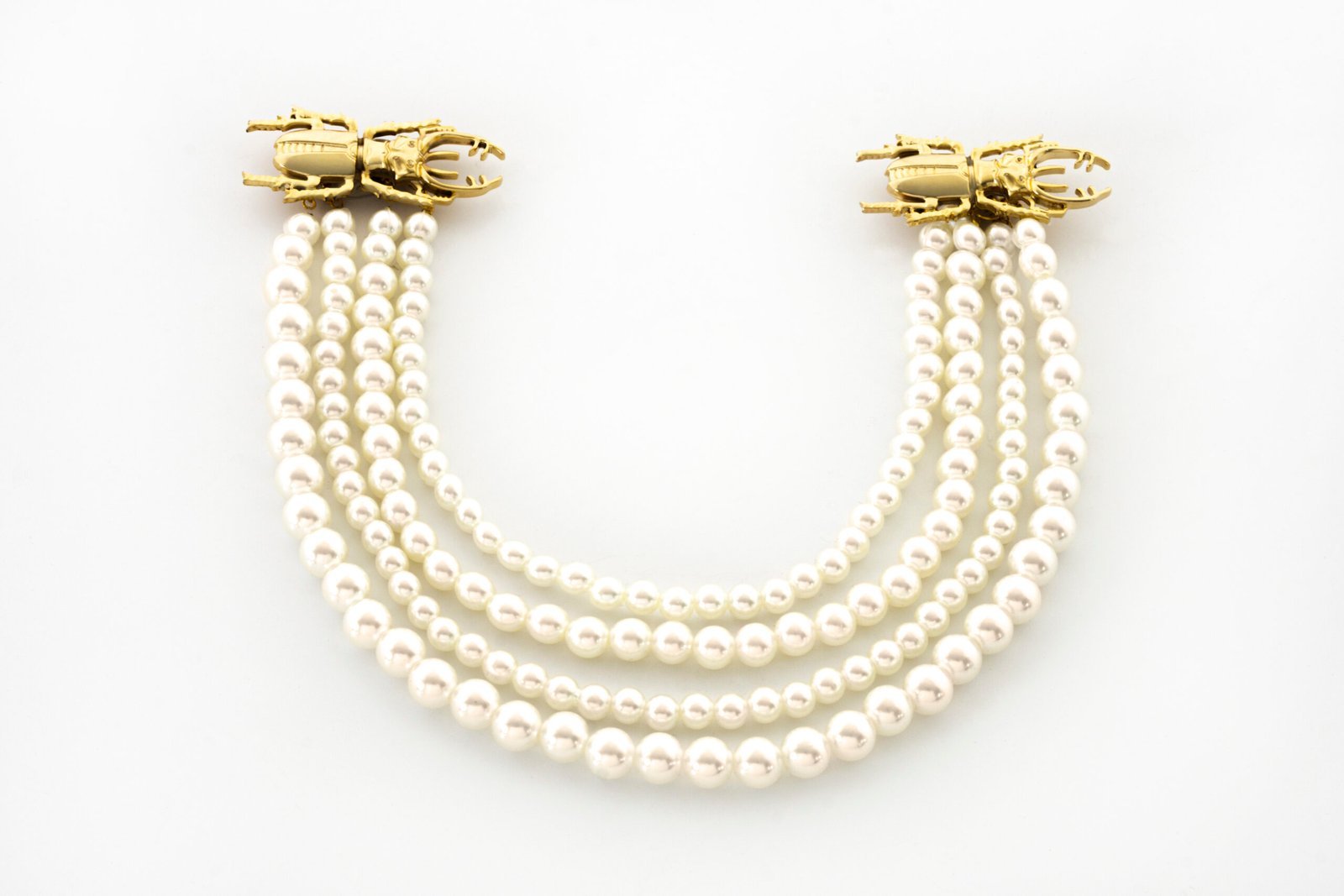 Two Maculi 009 + 4 Strings of Pearls - Image 2
